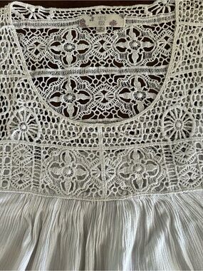 Hippie Rose Crochet Lace Yoke Scoop Neck Indie White Tank Top SZ M EUC